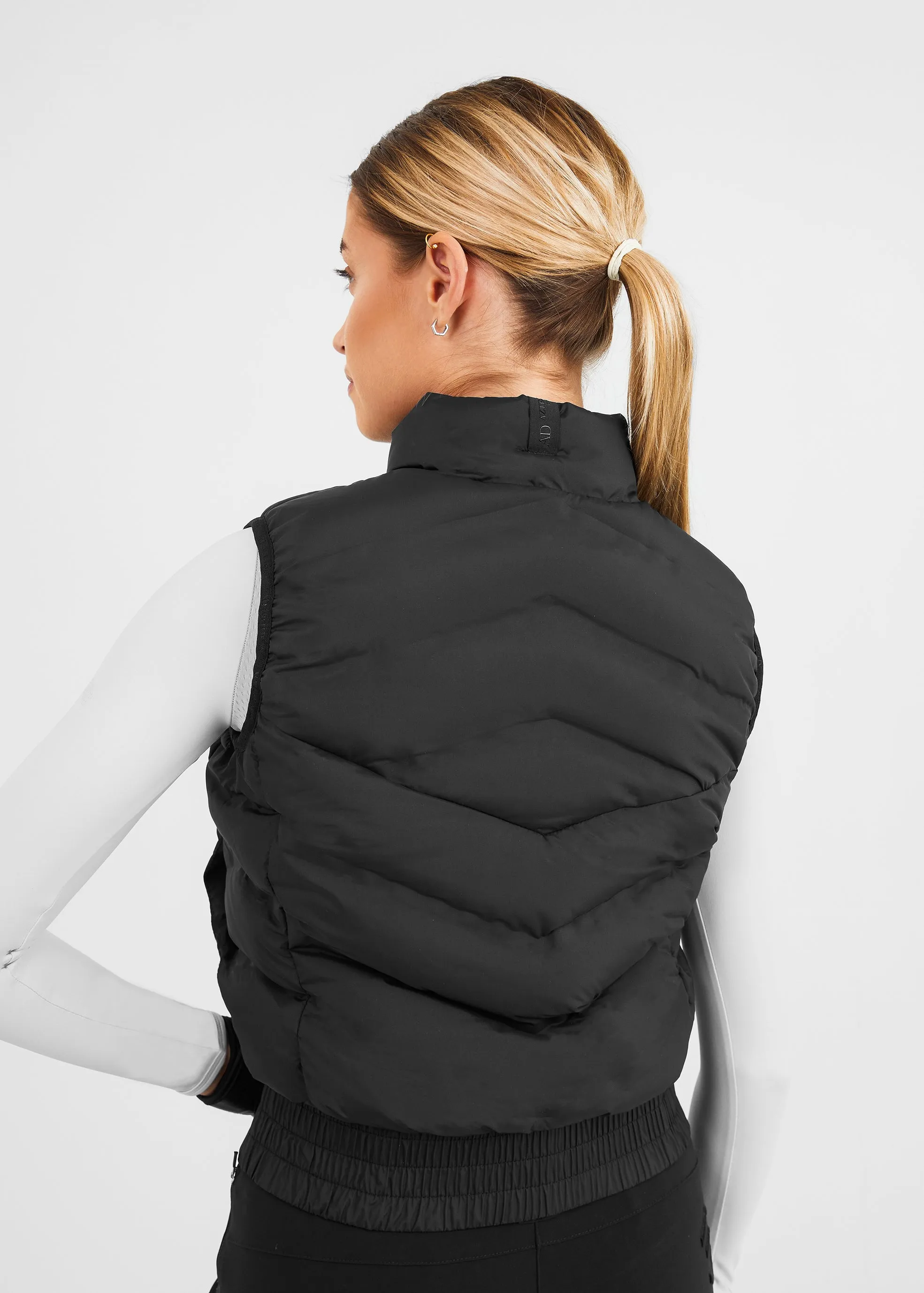 2021 Black Lightweight Gilet