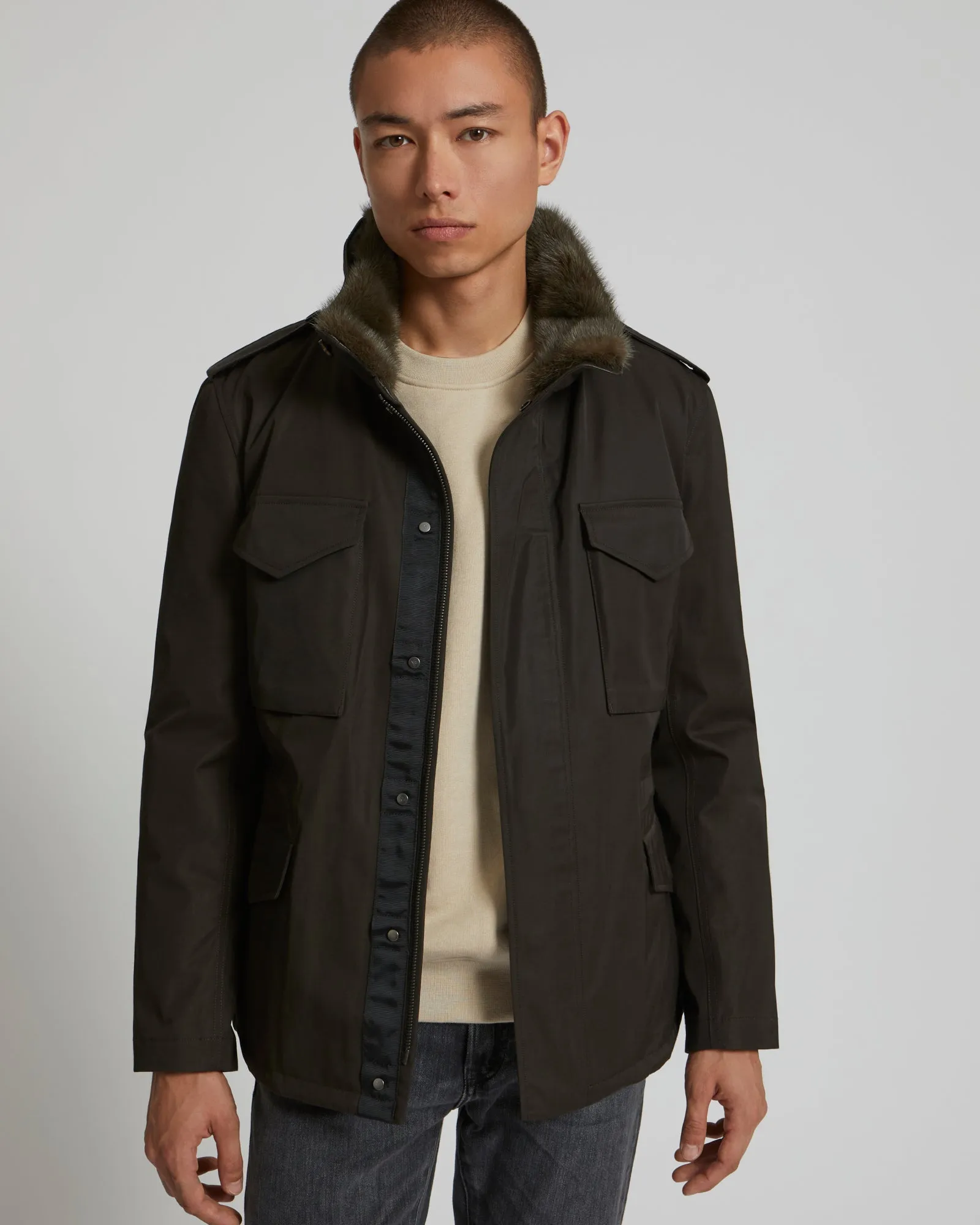 Field jacket en gabardine technique avec col en vison