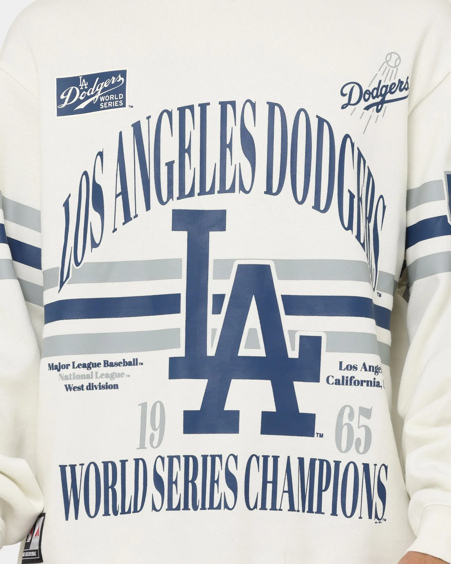 Majestic Athletic Los Angeles Dodgers Champion Arch Stripe Crewneck Optic White