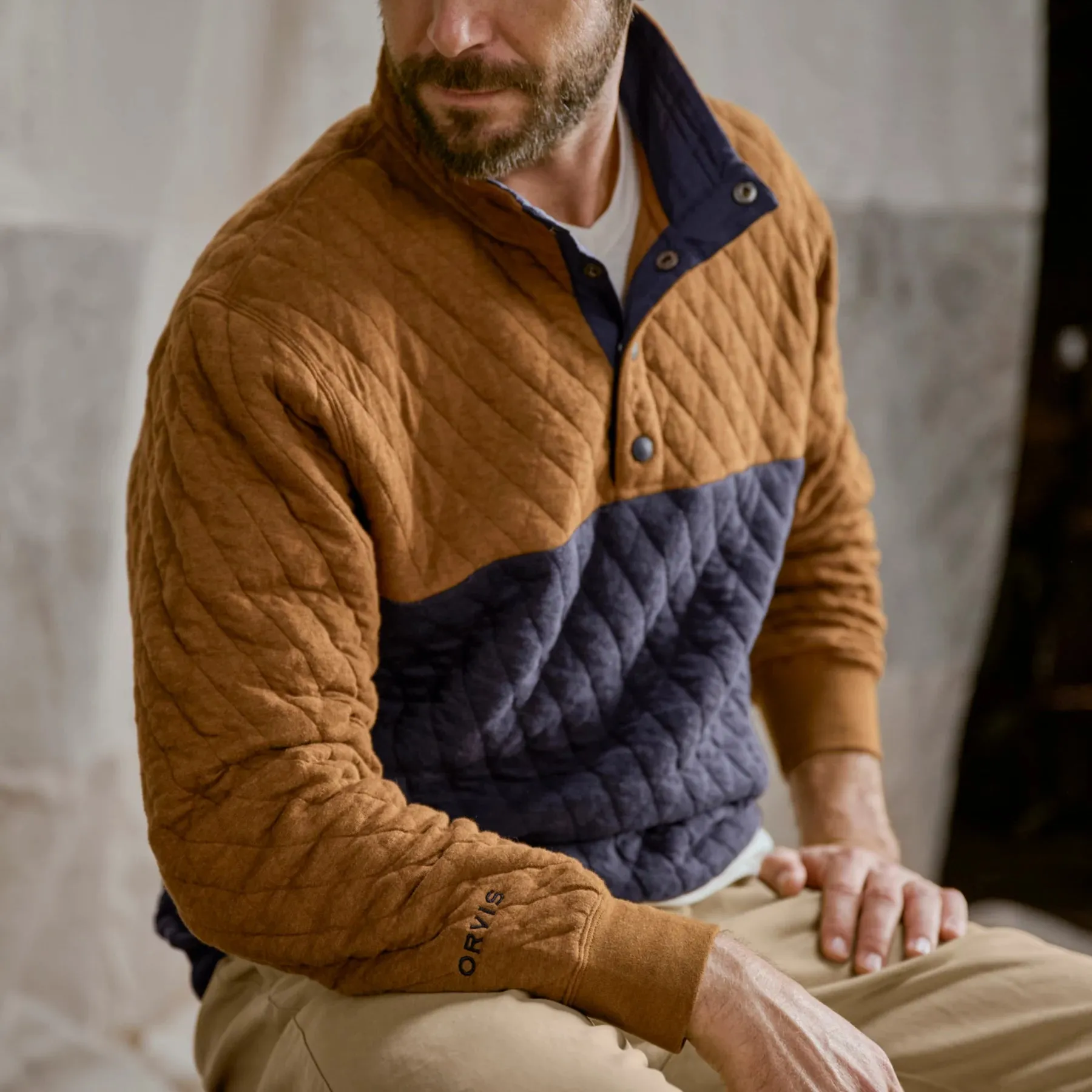 ORVIS M QUILTED SWEATSHIRT