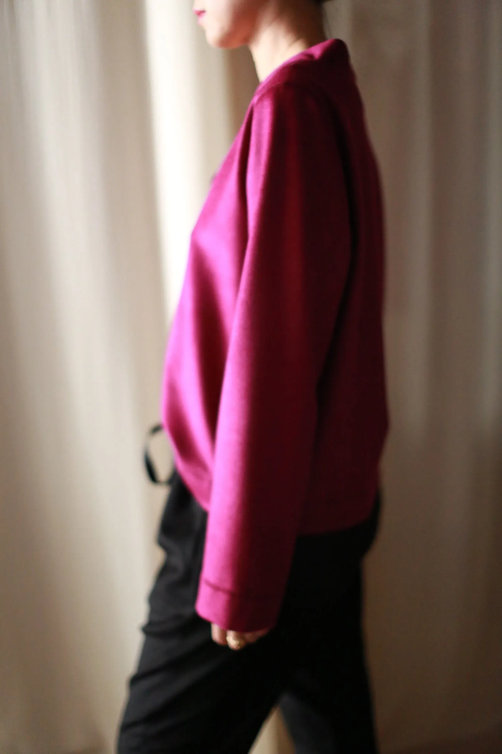 V-Neck Cashmere Pullover | Fuchsia